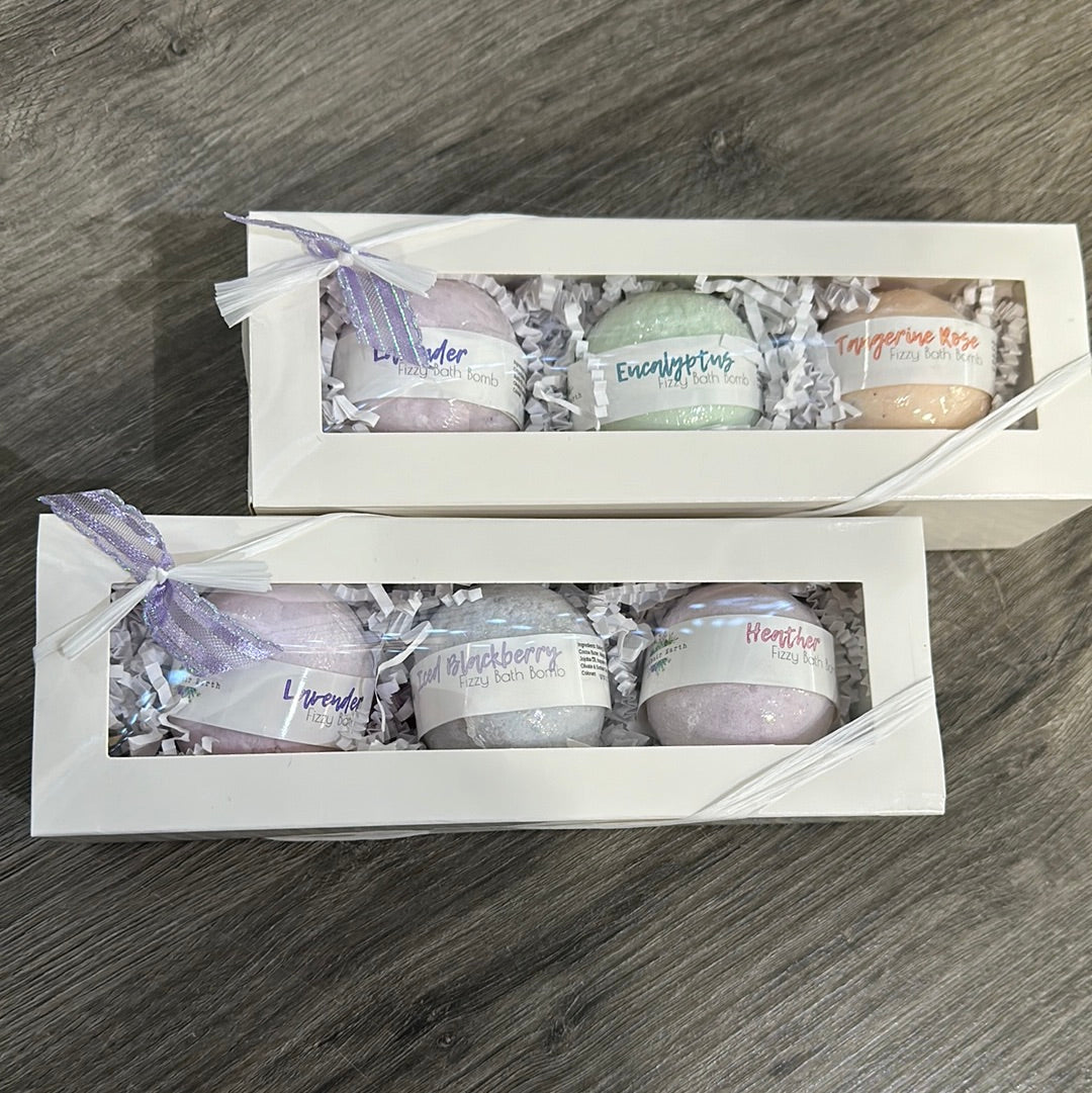 Mathair Earth 3 Pack Bath Bomb Gift Box