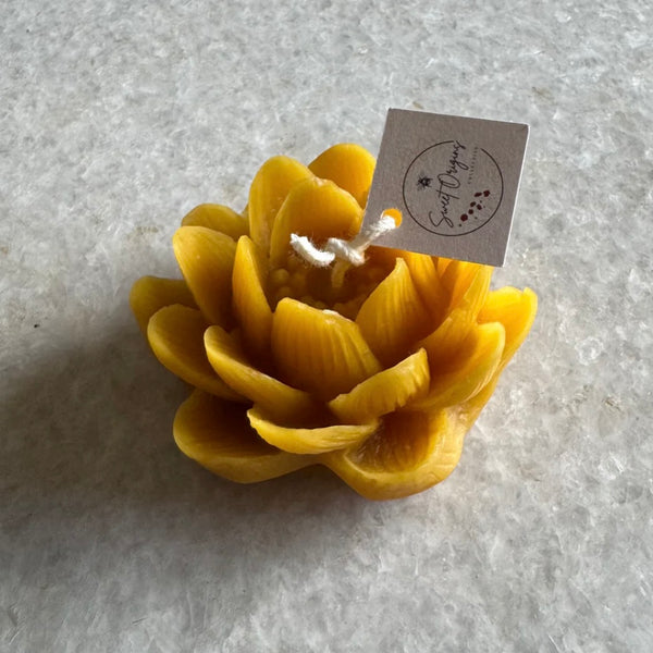 Lotus Flower Beeswax Candle 2oz
