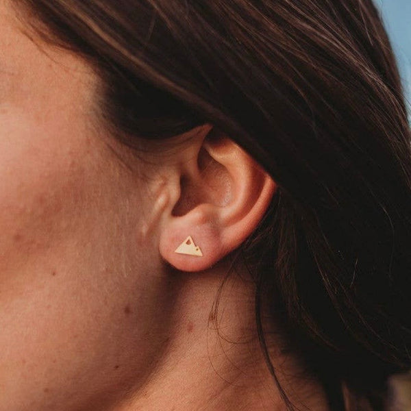 Mini Mountains Stud Earring, Gold