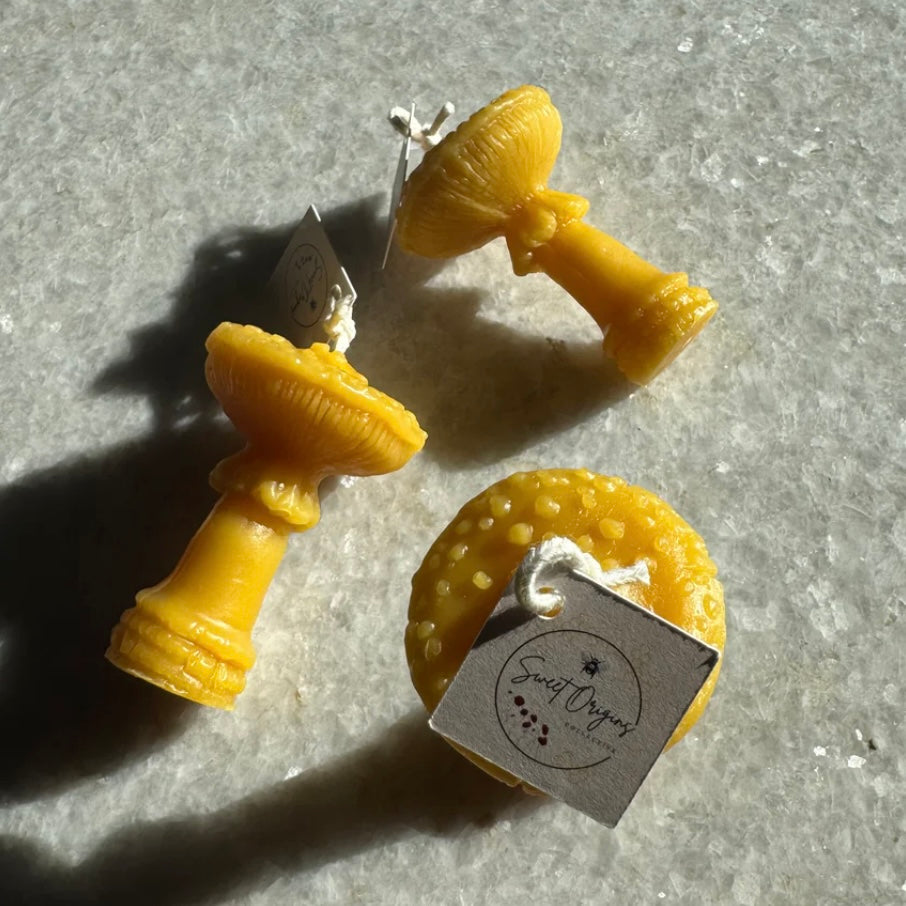 Amanita Beeswax Candle (Mini) 1oz