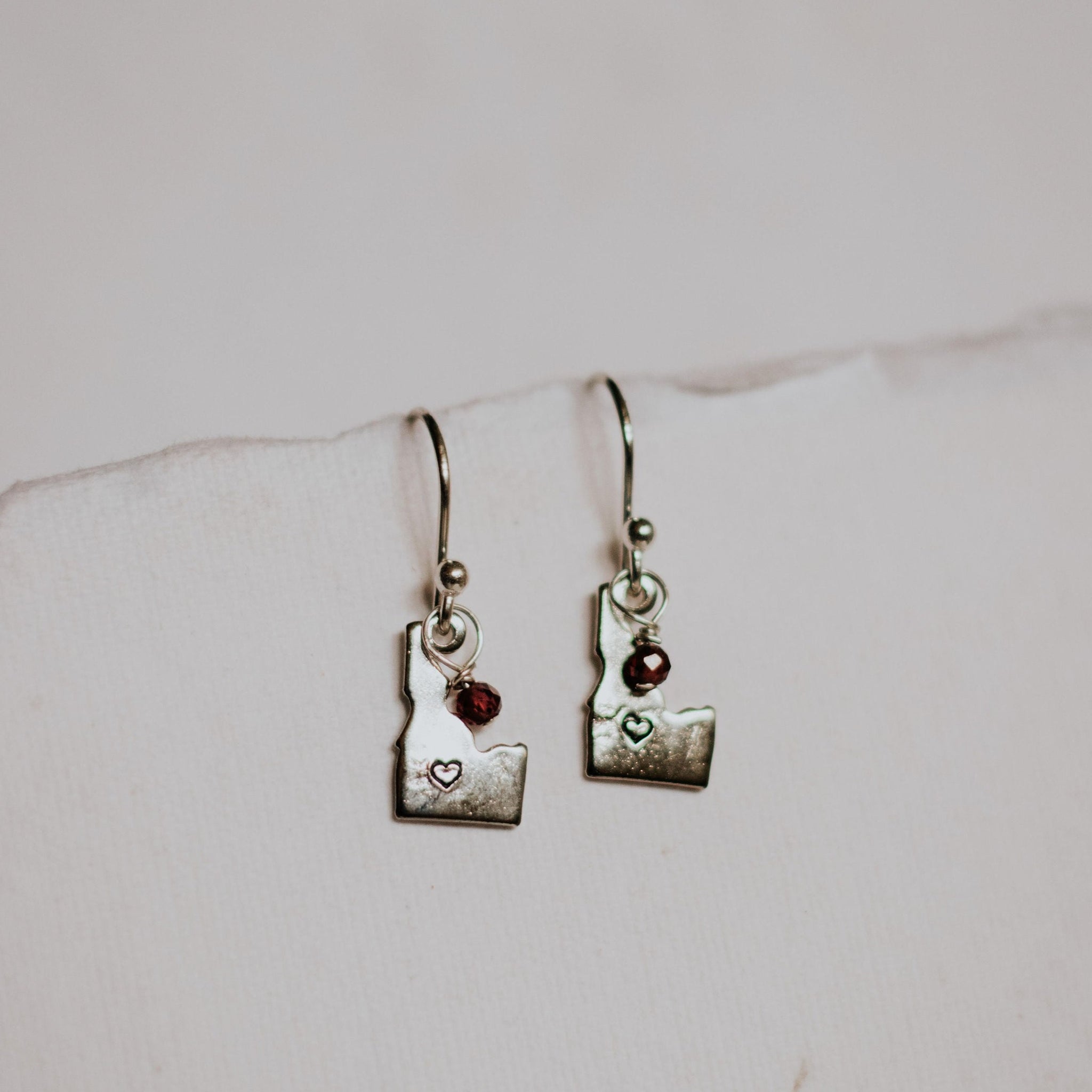 Idaho Dangle with Garnet, Steven Dexter Designs